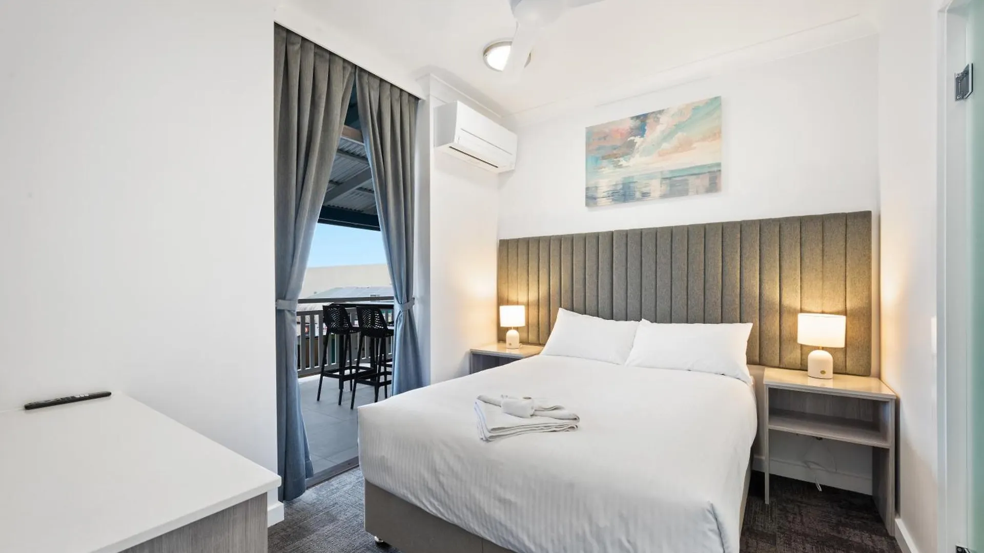 Palace Hotel Proserpine 0*,  Australia