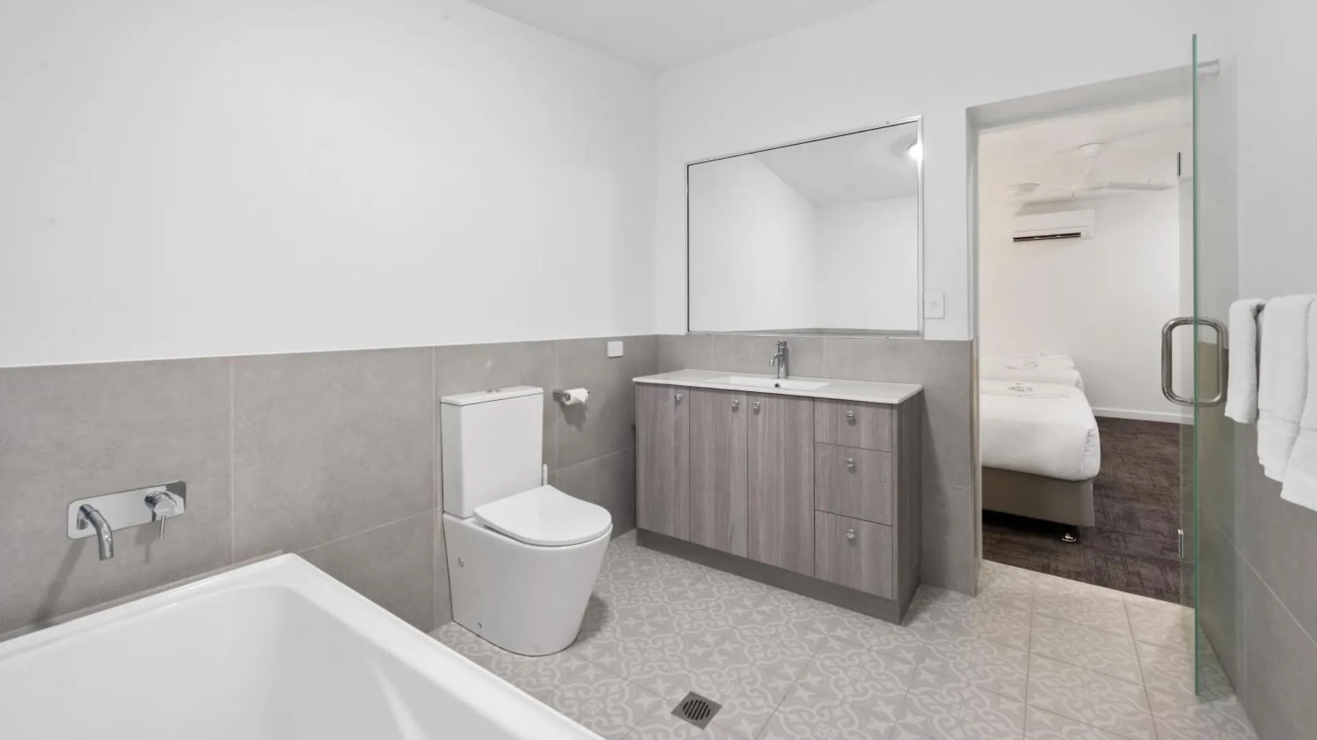 Palace Hotel Proserpine
