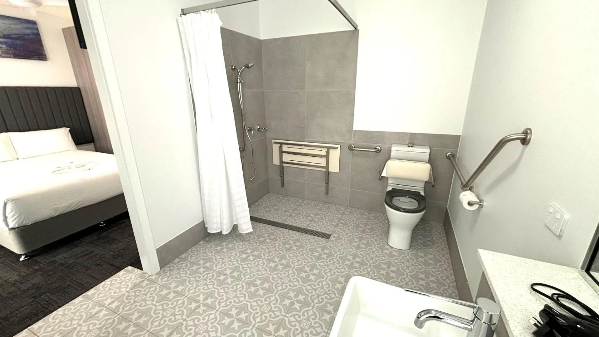 Palace Hotel Proserpine 0*,